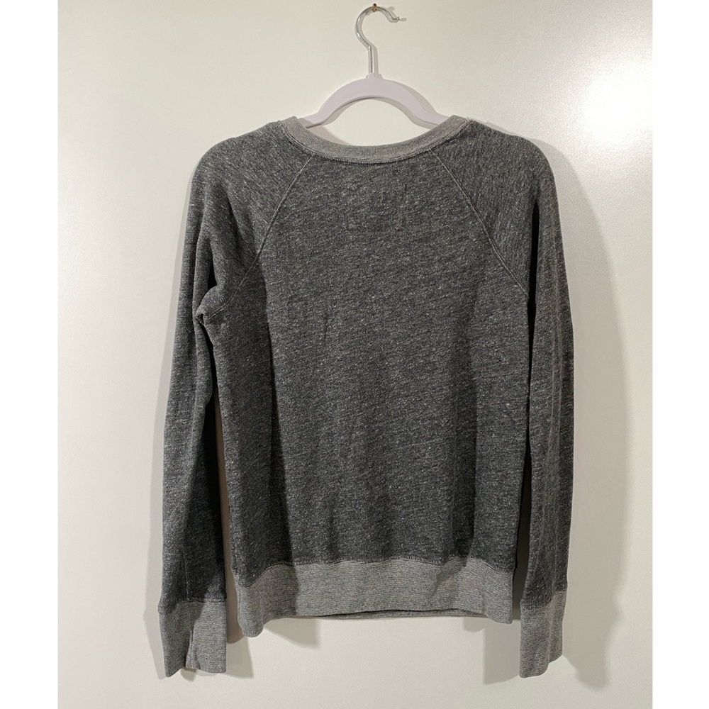 A&F Soft Crewneck Sweatshirt Patch Seal And Logo … - image 5